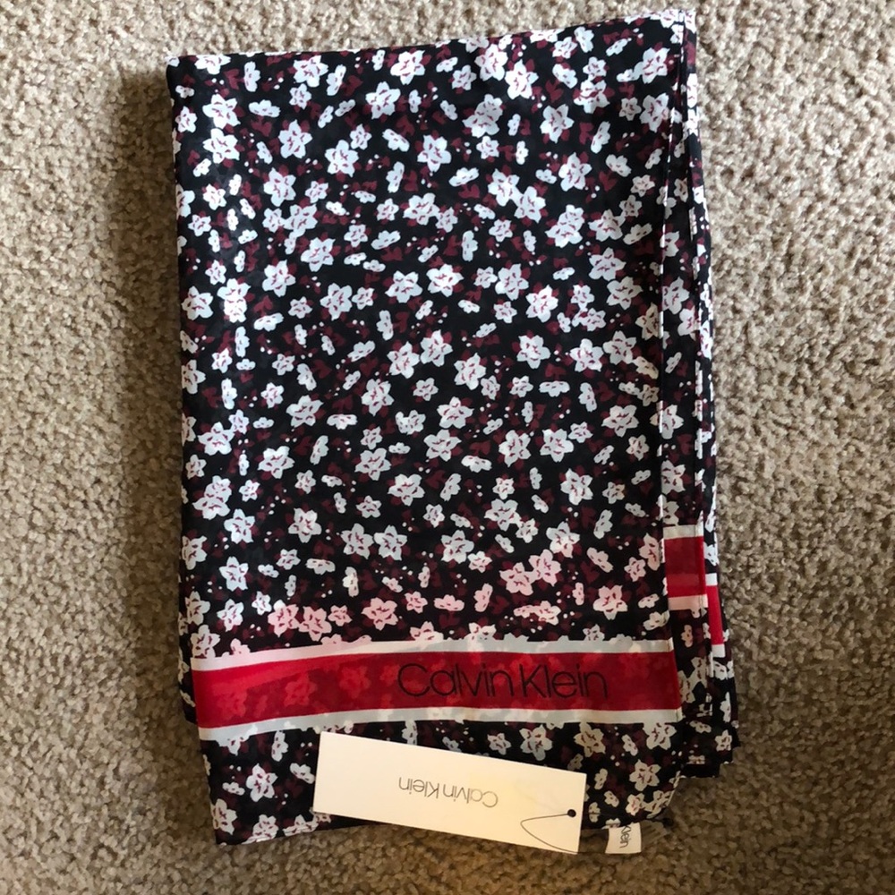 CALVIN KLEIN Scarf